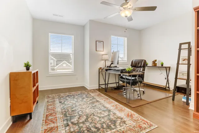 $599,900 | 5498 Abbe Wood Drive, Newburgh, IN 47630