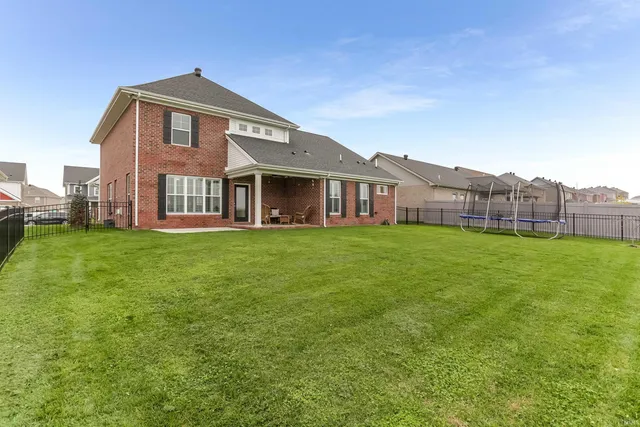 $599,900 | 5498 Abbe Wood Drive, Newburgh, IN 47630