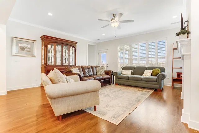 $599,900 | 5498 Abbe Wood Drive, Newburgh, IN 47630