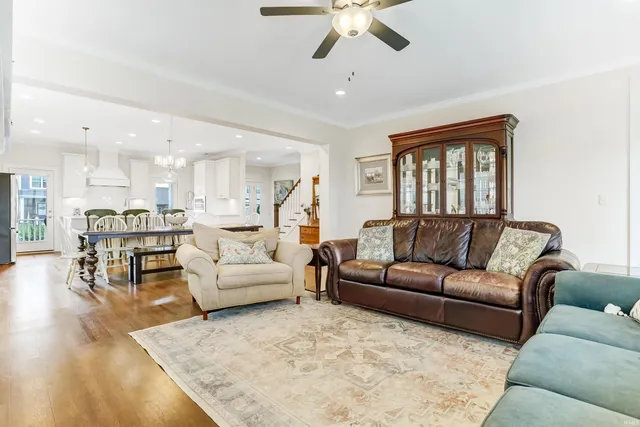 $599,900 | 5498 Abbe Wood Drive, Newburgh, IN 47630