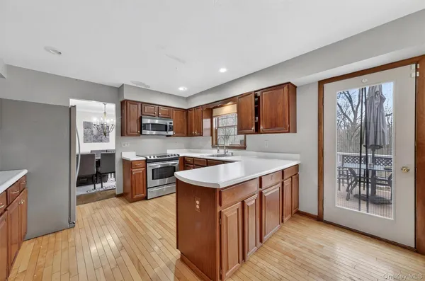 $595,000 | 24 Pellbridge Drive, Hopewell Junction, NY 12533