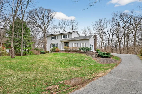 $595,000 | 24 Pellbridge Drive, Hopewell Junction, NY 12533