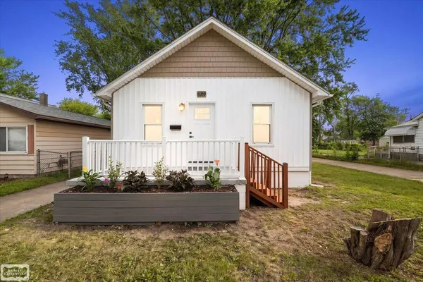 $174,900 | 11259 Chapp Avenue, Warren, MI 48089