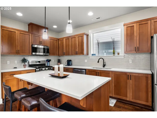 $611,900 | 28723 Southwest Serenity Way, Wilsonville, OR 97070