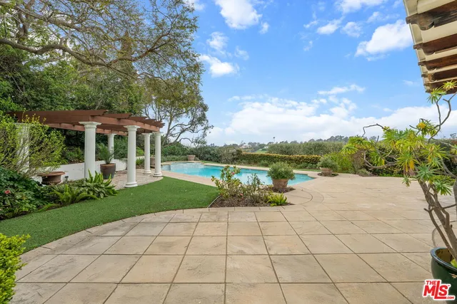 a view of a house with pool