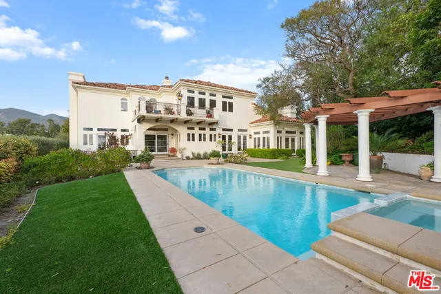 $4,595,000 | 6015 Galahad Drive, Malibu, CA 90265