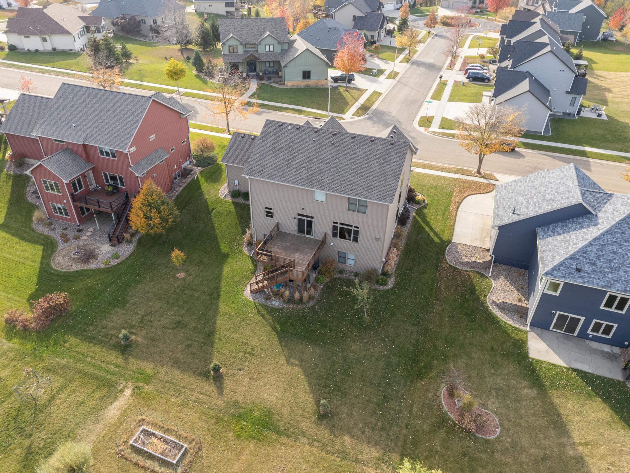 1451 Echo Ridge Street Southwest Rochester, MN 55902 - Photo 4 of 37