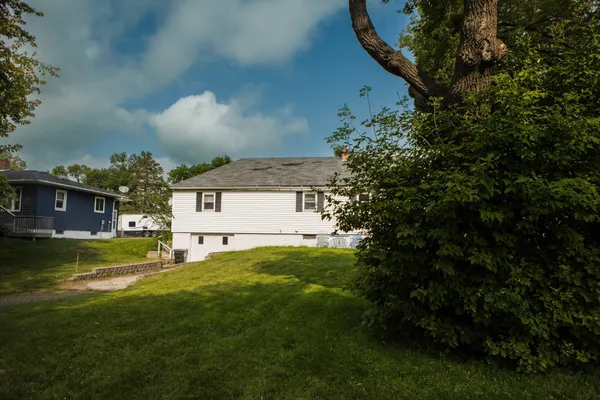 $74,900 | 104 Atlantic Avenue South, Herman, MN 56248