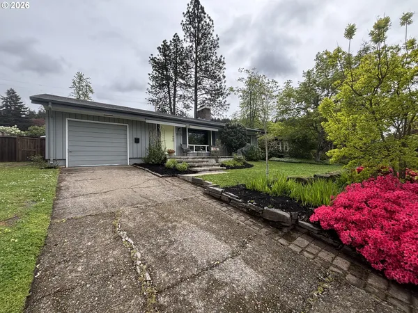 $430,000 | 3175 University Street, Eugene, OR 97405