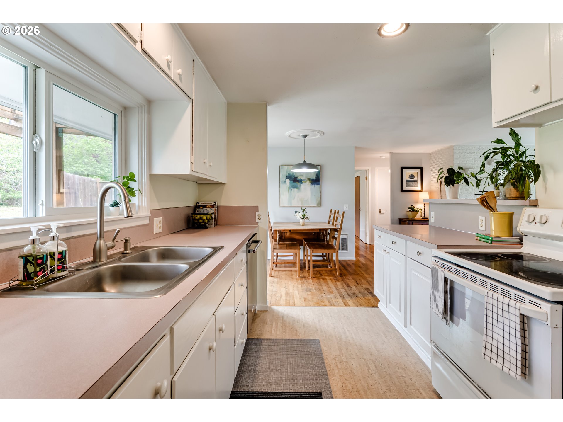 3175 University Street Eugene, OR 97405 - Photo 17 of 37