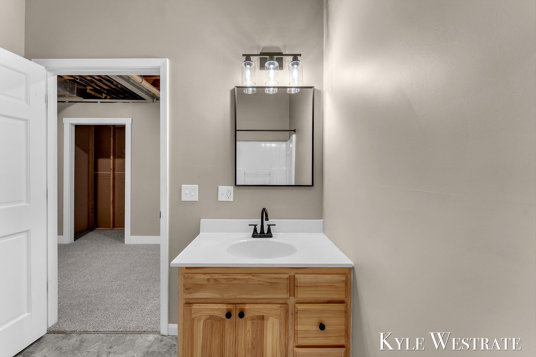 6851 Dumon Road Belding, MI 48809 - Photo 44 of 62 44-AIV00251