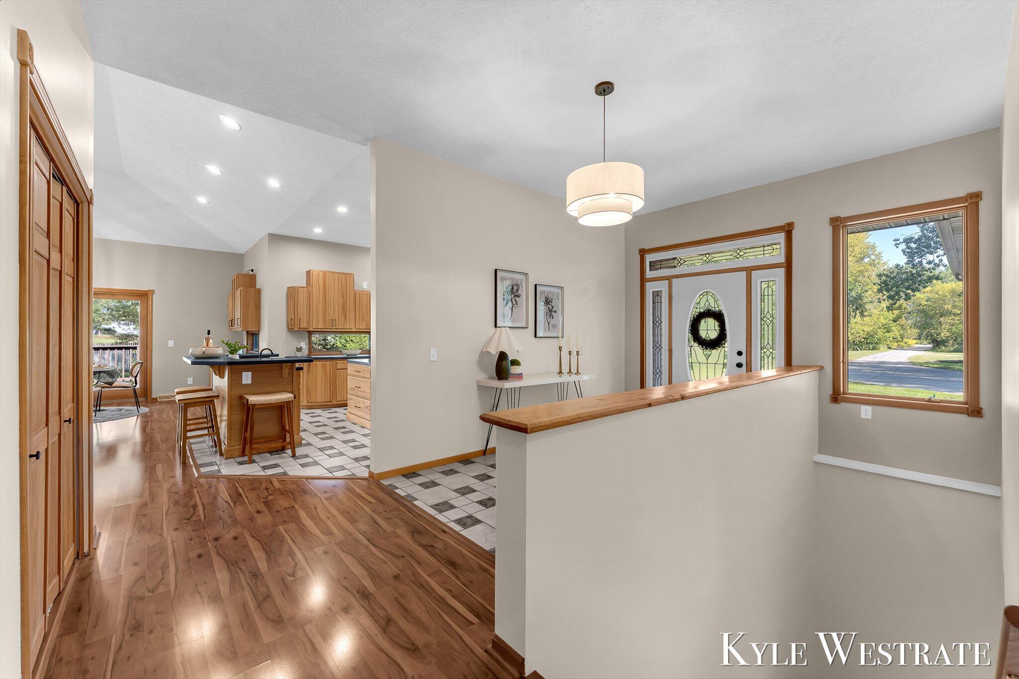 6851 Dumon Road Belding, MI 48809 - Photo 5 of 62 06-AIV00006