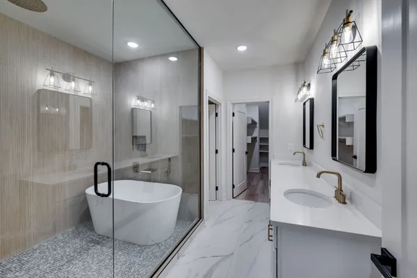 $3,450 | 2401 B Inga Street, Nashville, TN 37206