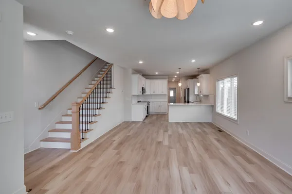 $3,450 | 2401 B Inga Street, Nashville, TN 37206