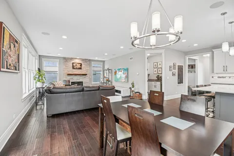 $1,250,000 | 507 North Avenue, Barrington, IL 60010