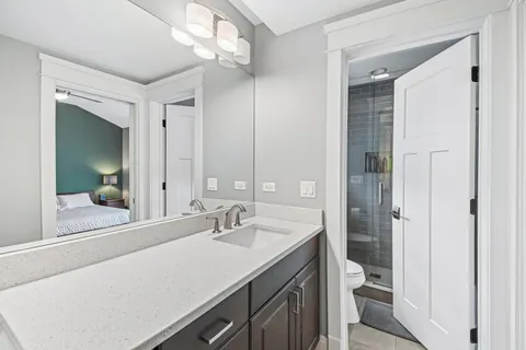 $1,250,000 | 507 North Avenue, Barrington, IL 60010