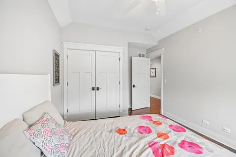 $1,250,000 | 507 North Avenue, Barrington, IL 60010