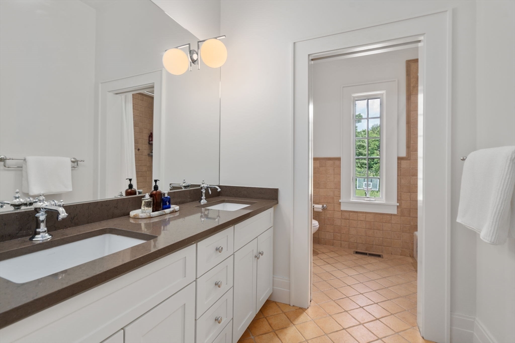 41 Stony Brook Road Weston, MA 02493 - Photo 28 of 40 Gallery Image 28