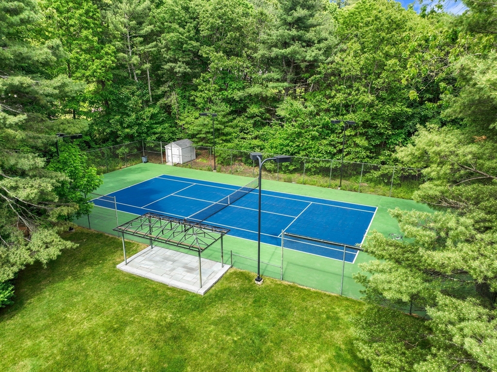 41 Stony Brook Road Weston, MA 02493 - Photo 38 of 40 Gallery Image 38