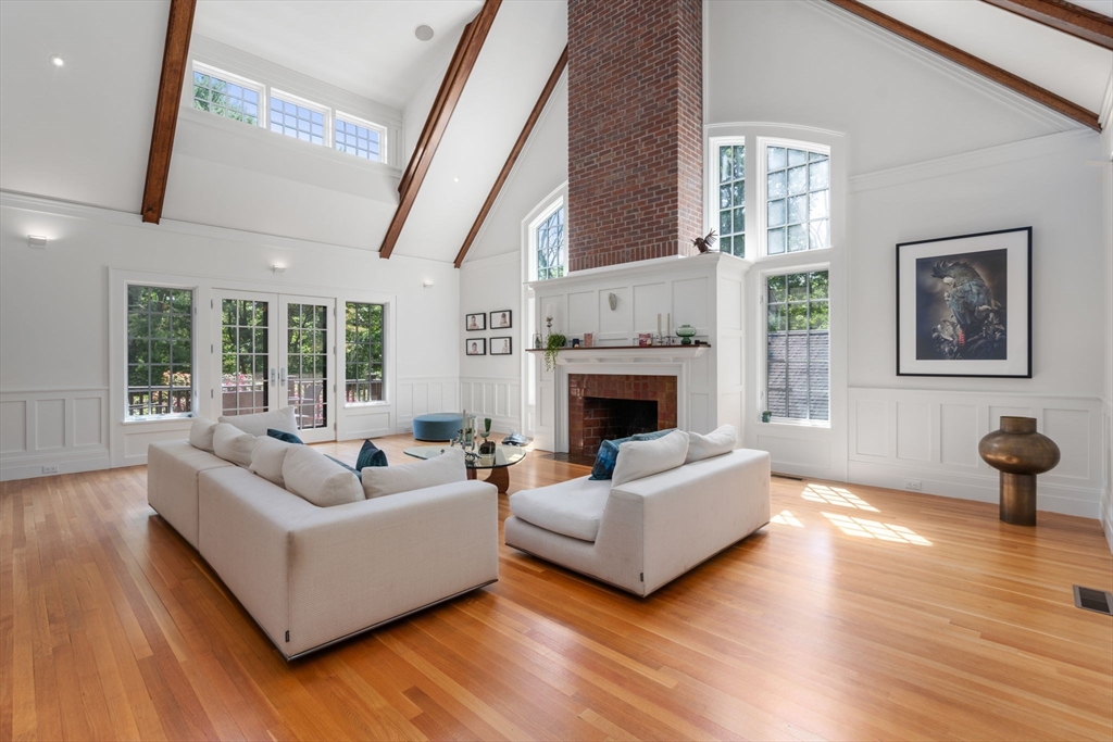 41 Stony Brook Road Weston, MA 02493 - Photo 6 of 40 Gallery Image 6