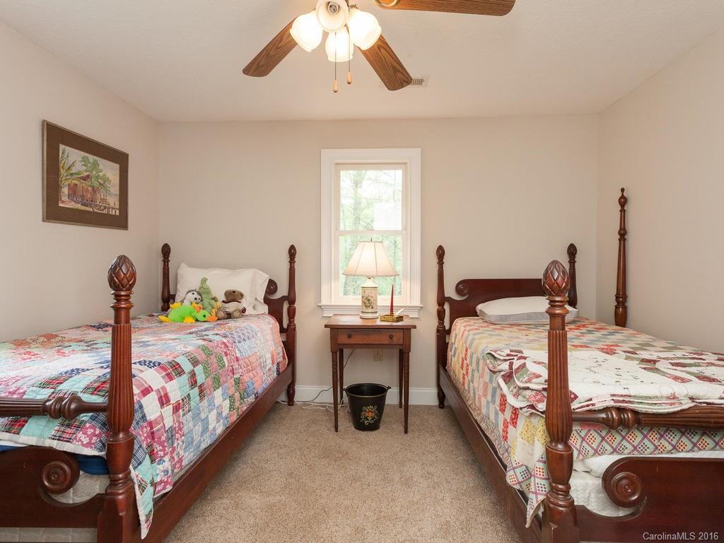 61 Reed Road Fairview, NC 28730 - Photo 14 of 24 Gallery Image 14