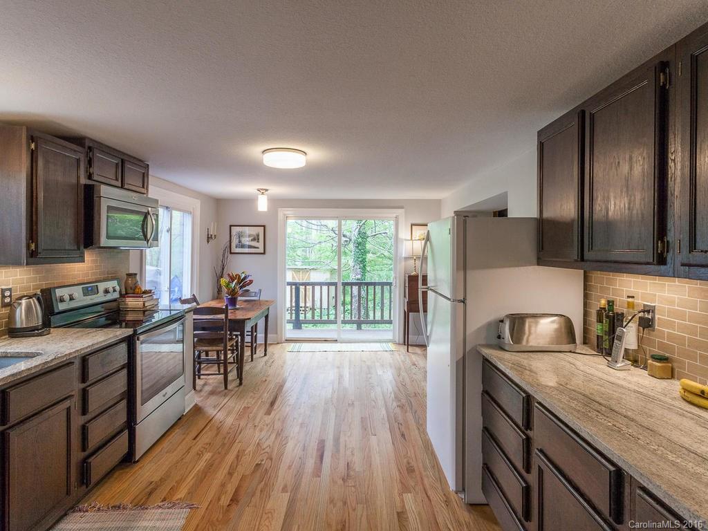 61 Reed Road Fairview, NC 28730 - Photo 7 of 24 Gallery Image 7