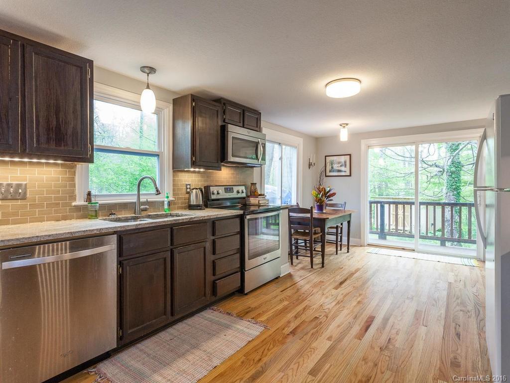 61 Reed Road Fairview, NC 28730 - Photo 8 of 24 Gallery Image 8