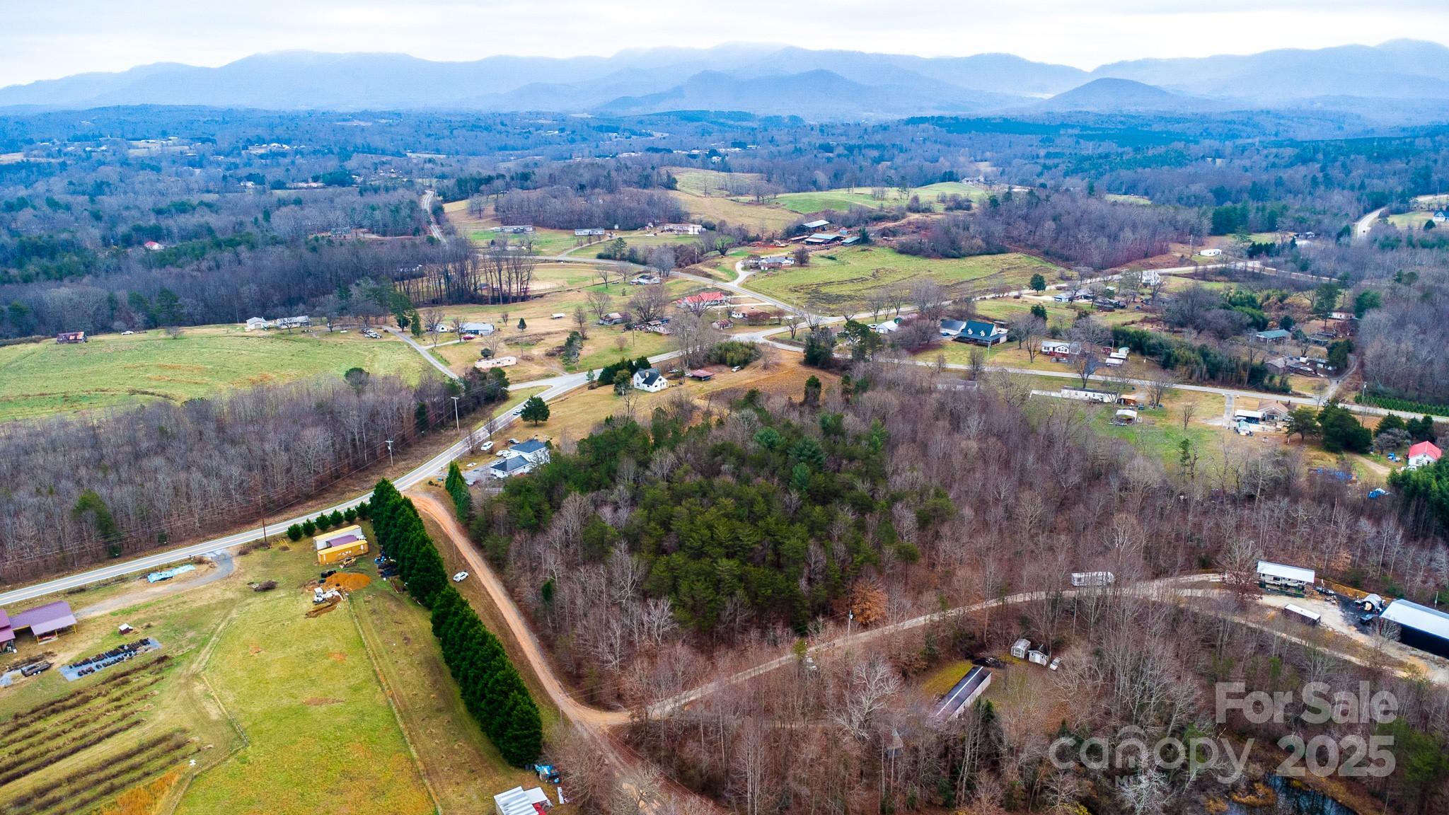 5264 Matthews Pond Road Morganton, NC 28655 - Photo 8 of 15 Gallery Image 8