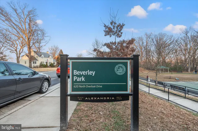 a view of a sign board