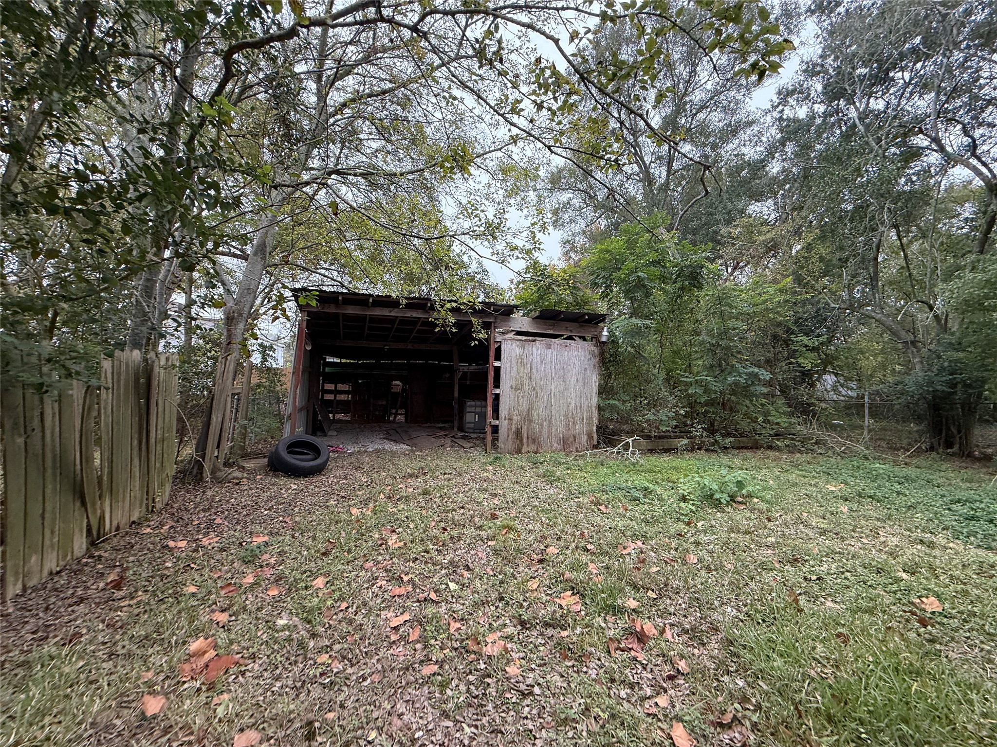 525 Church Street Beaumont, TX 77705 - Photo 2 of 16