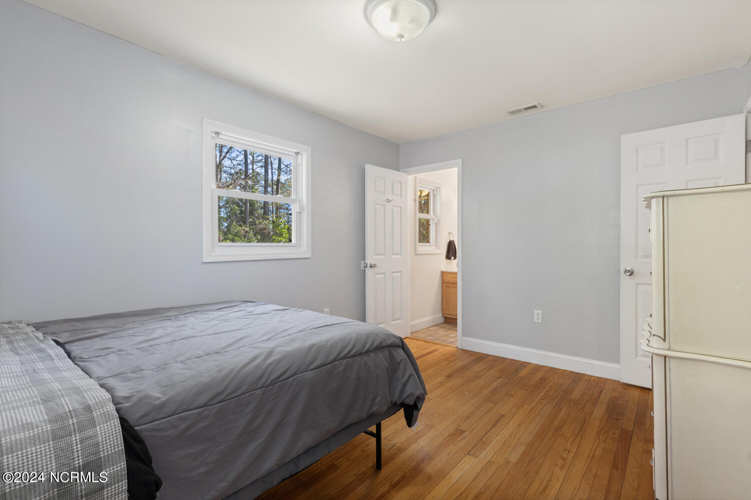 124 Mike Loop Road Jacksonville, NC 28546 - Photo 14 of 25 Primary Bedroom