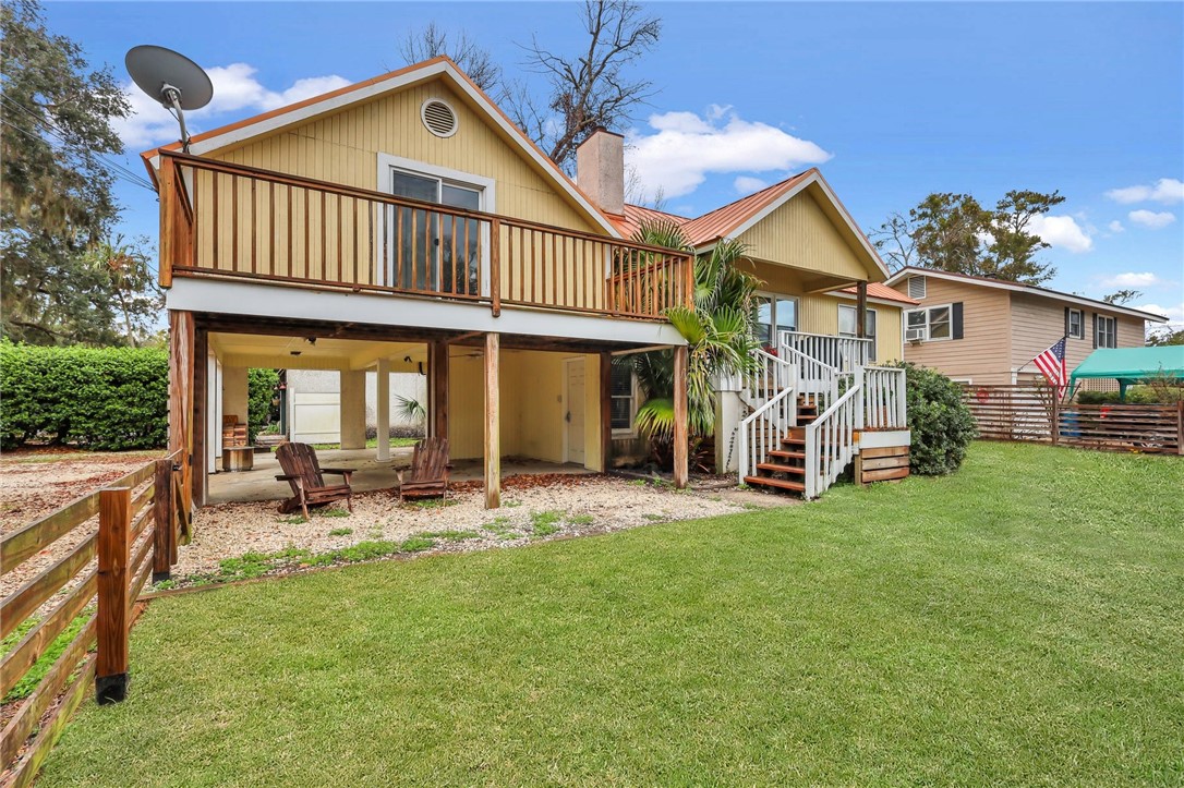 301 6th Avenue St. Simons Island, GA 31522 - Photo 2 of 37 Front