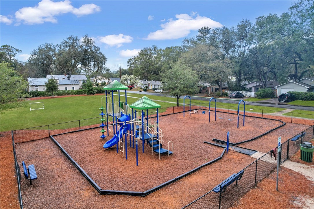 301 6th Avenue St. Simons Island, GA 31522 - Photo 35 of 37