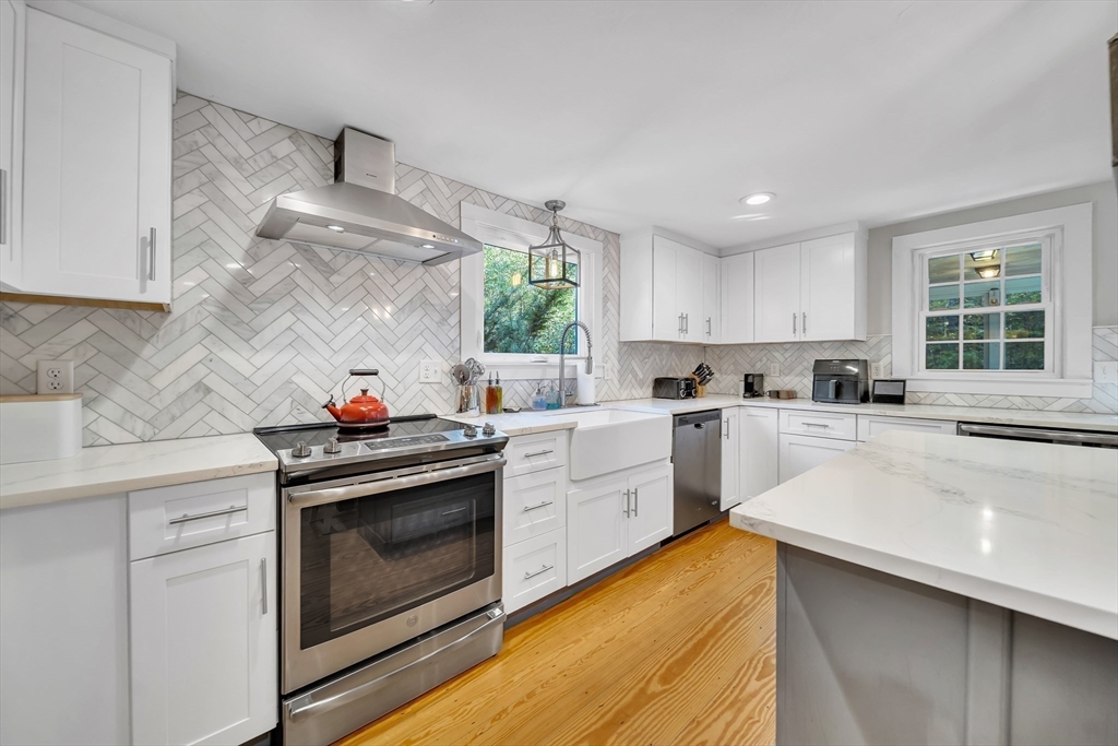 172 Ballville Road Bolton, MA 01740 - Photo 6 of 40 Gallery Image 6