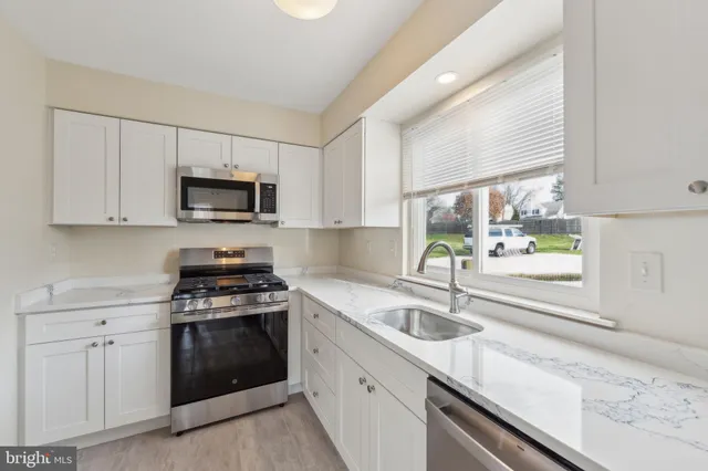 $2,495 | 350 Morris Road, Unit 2, Wayne, PA 19087