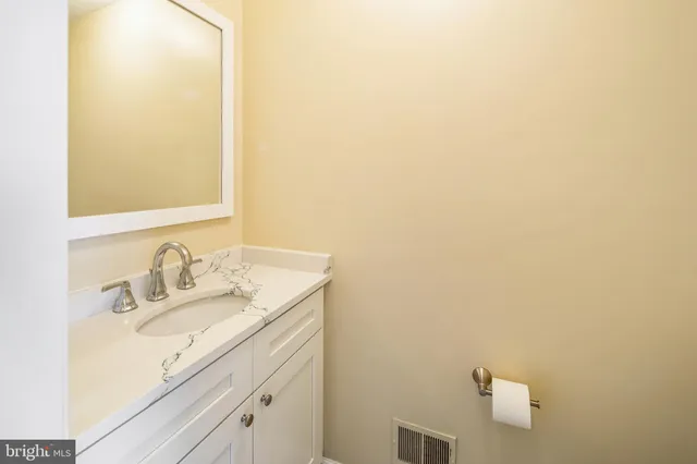 $2,495 | 350 Morris Road, Unit 2, Wayne, PA 19087