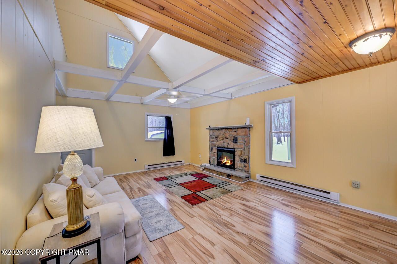 174 Bull Run Long Pond, PA 18334 - Photo 13 of 41 174 Bull Run 12 Large