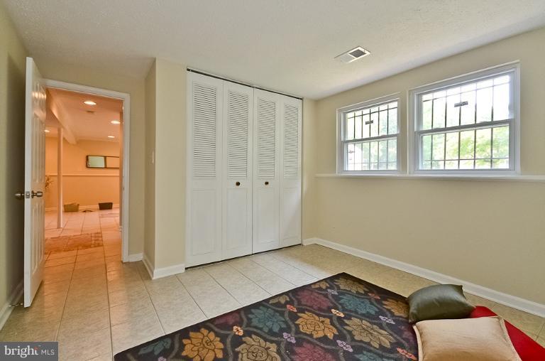 9301 Friar Road Fort Washington, MD 20744 - Photo 28 of 30 Bedroom