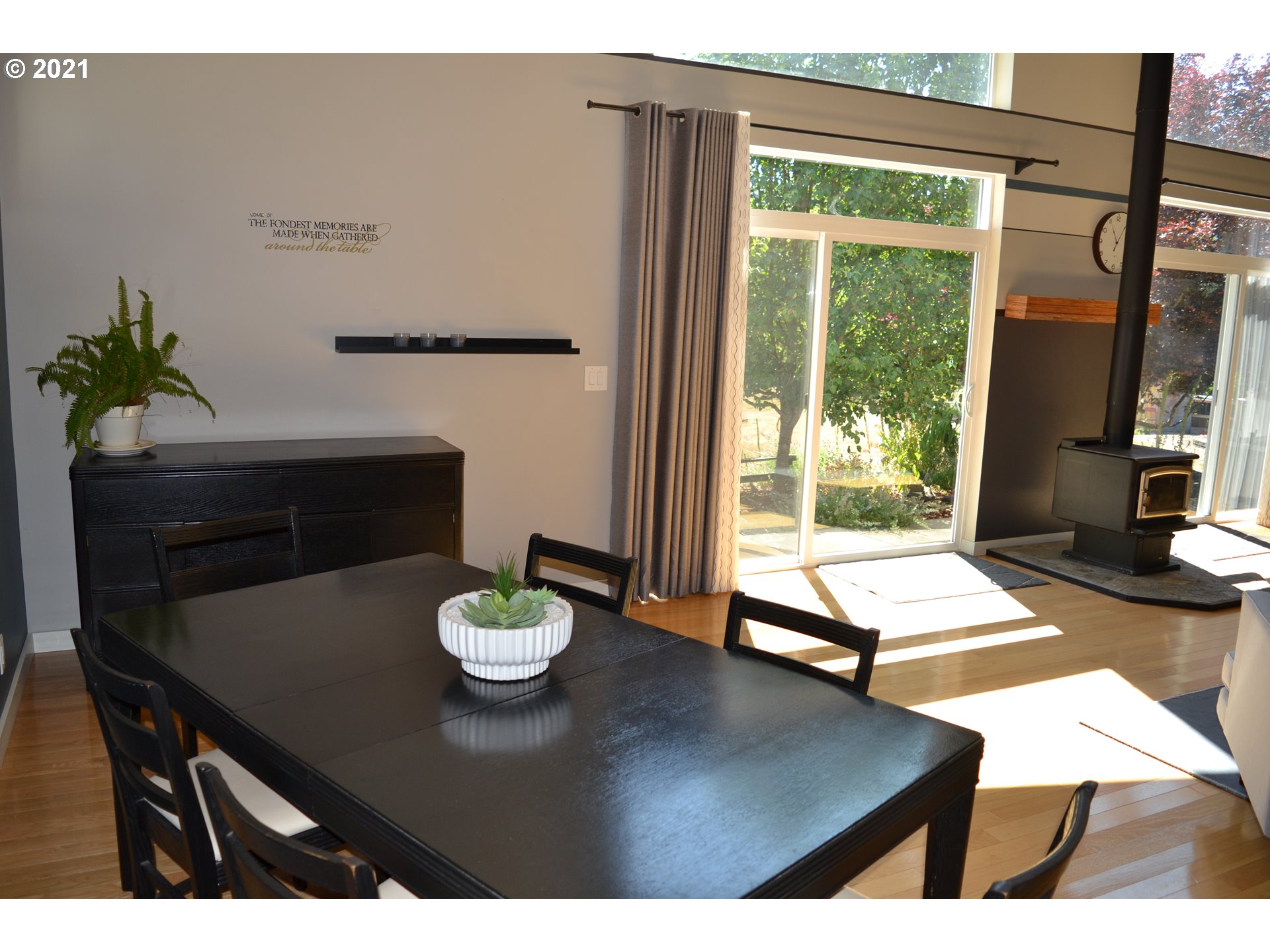 80339 Old Lorane Road Eugene, OR 97405 - Photo 13 of 32 Gallery Image 13