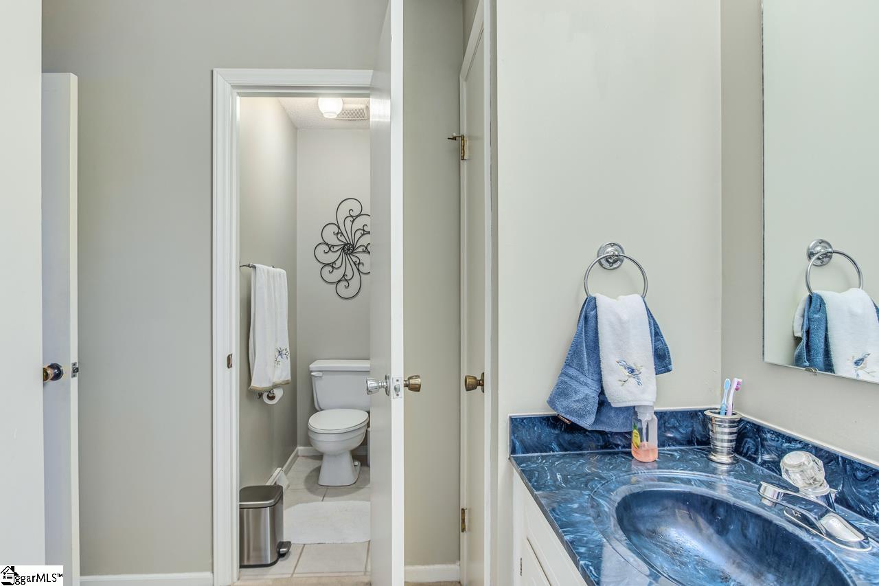 1222 Cain Road Laurens, SC 29360 - Photo 18 of 26 Gallery Image 18