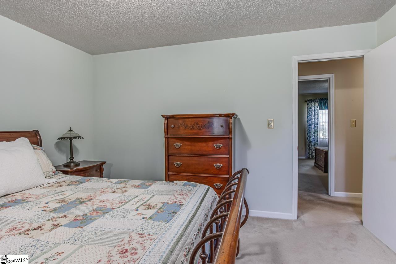 1222 Cain Road Laurens, SC 29360 - Photo 20 of 26 Gallery Image 20