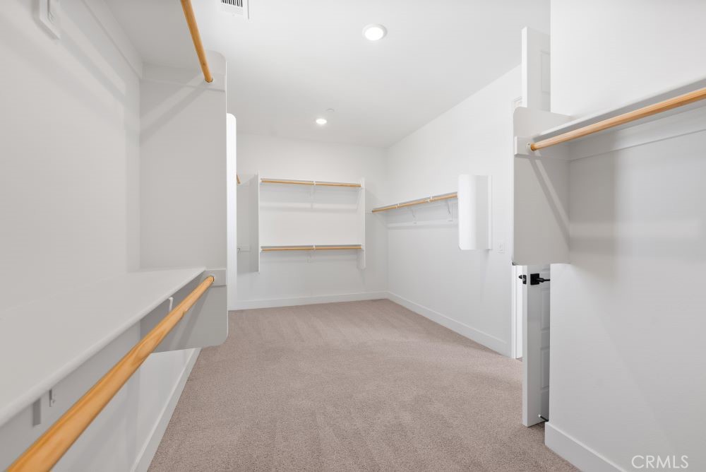 29818 Old Ranch Circle Castaic, CA 91384 - Photo 29 of 41 a view of an empty room