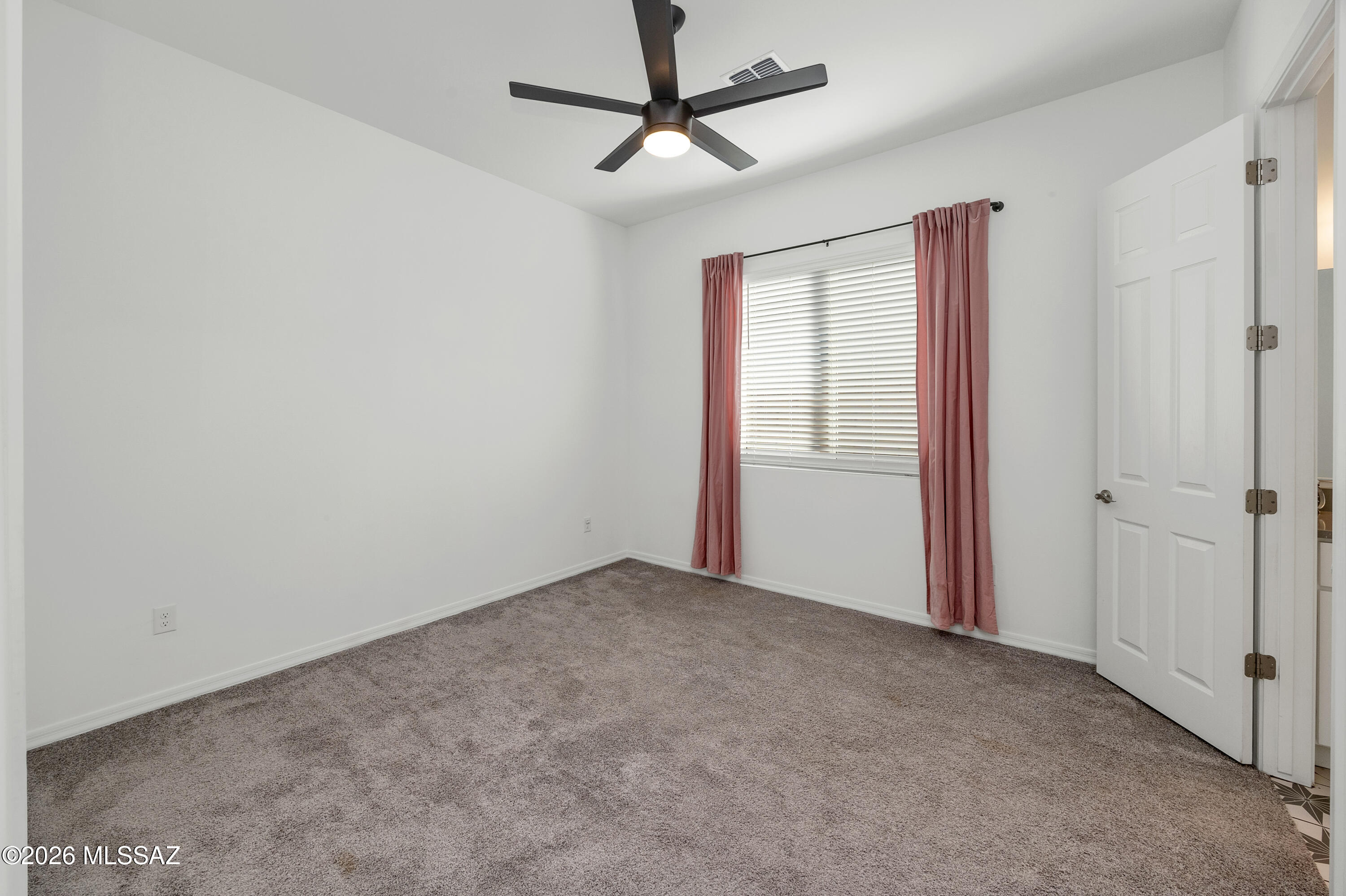 470 West Red Ribbon Lane Tucson, AZ 85755 - Photo 35 of 41