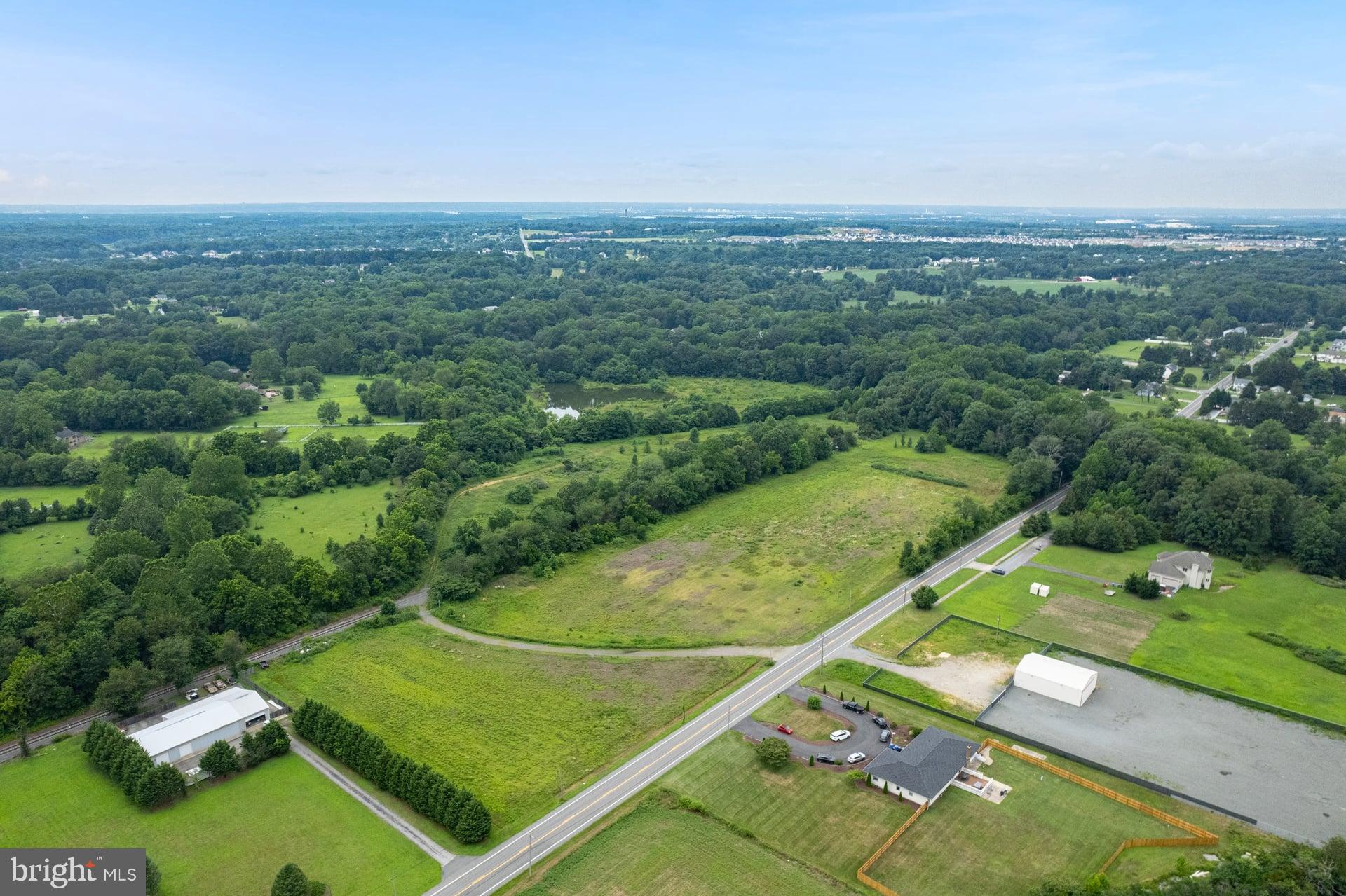 555 Woodstown Road Swedesboro, NJ 08085 - Photo 6 of 19