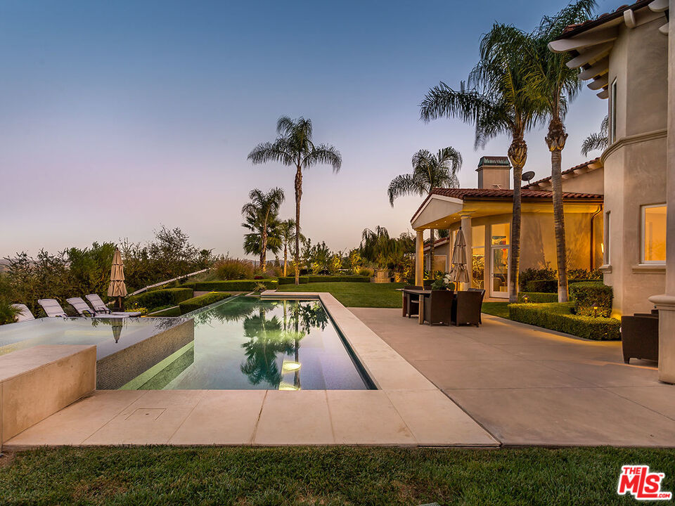 6005 Annie Oakley Road Hidden Hills, CA 91302 - Photo 24 of 31