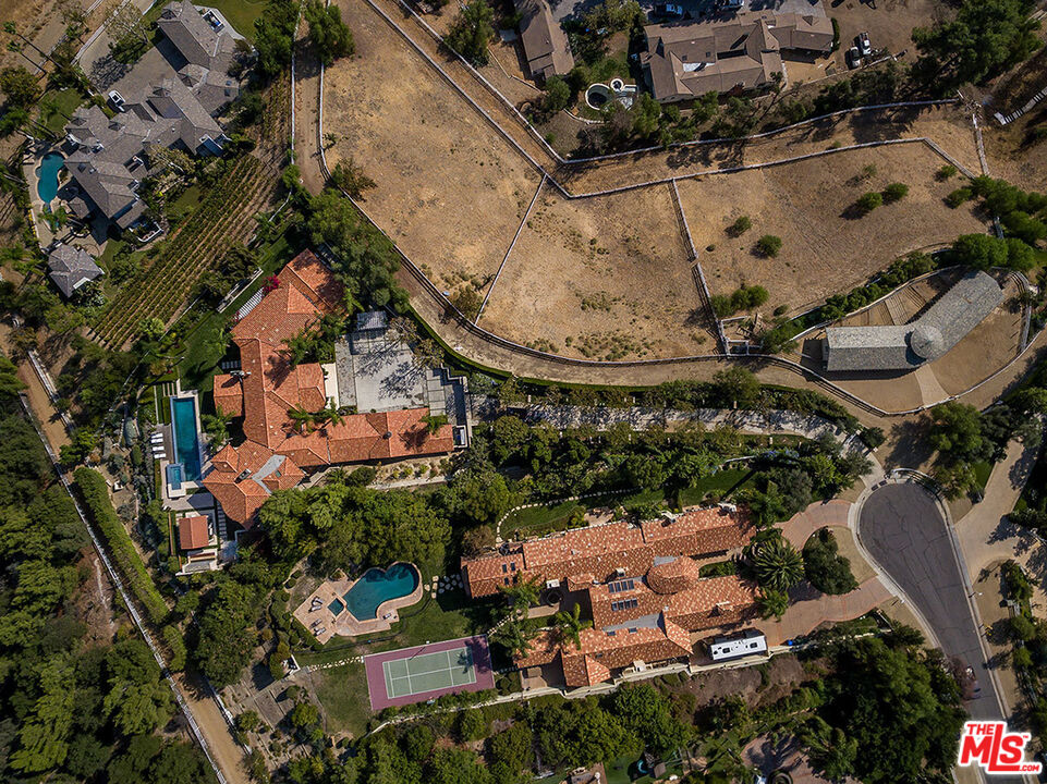 6005 Annie Oakley Road Hidden Hills, CA 91302 - Photo 31 of 31