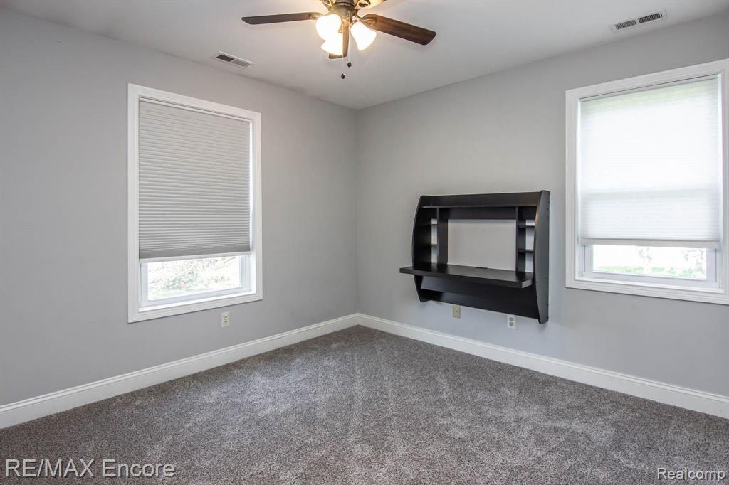 1649 Emerson Circle Rochester Hills, MI 48307 - Photo 16 of 29