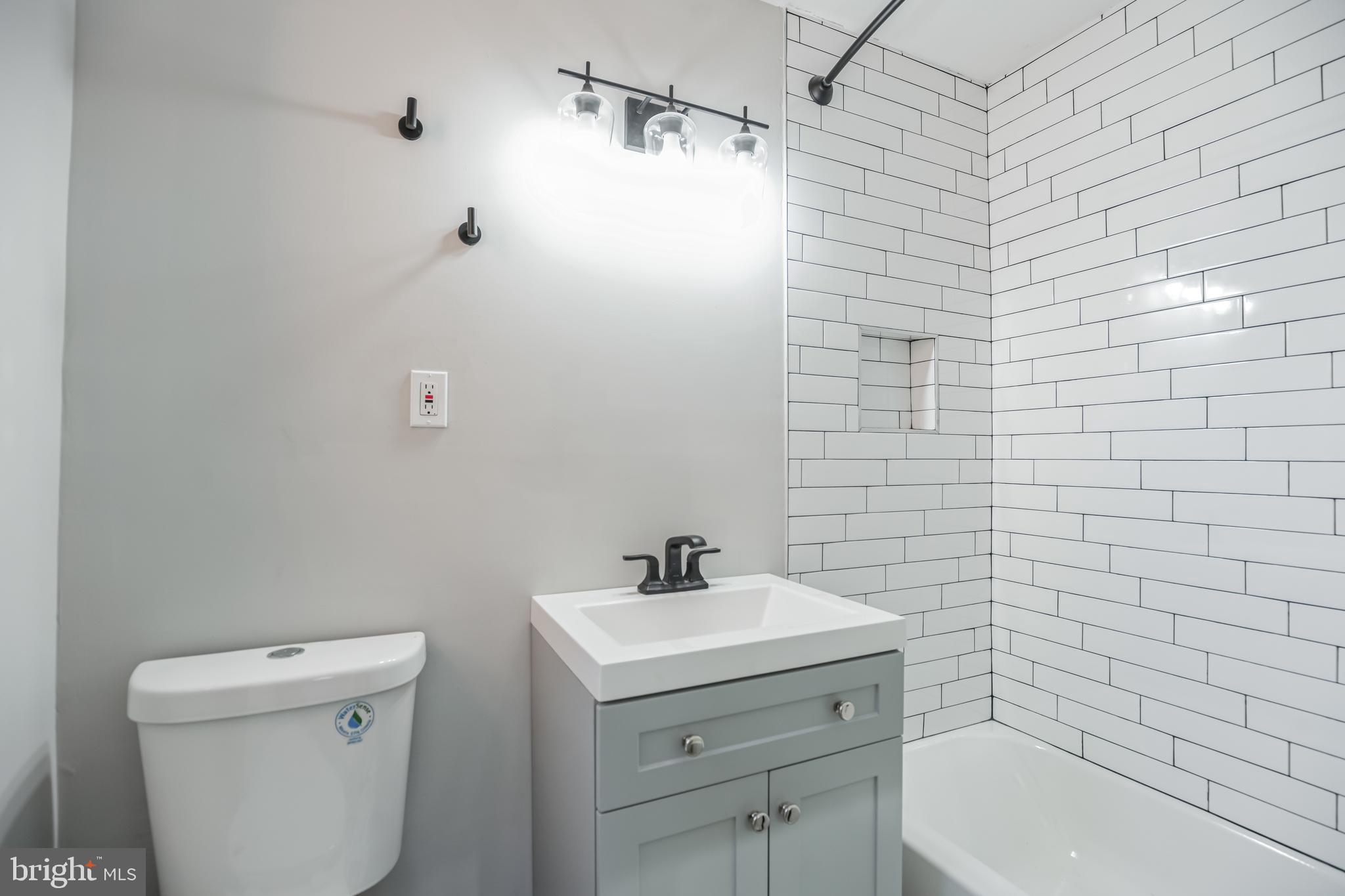 1010 P Street Northwest, Unit 4 Washington, DC 20001 - Photo 25 of 32