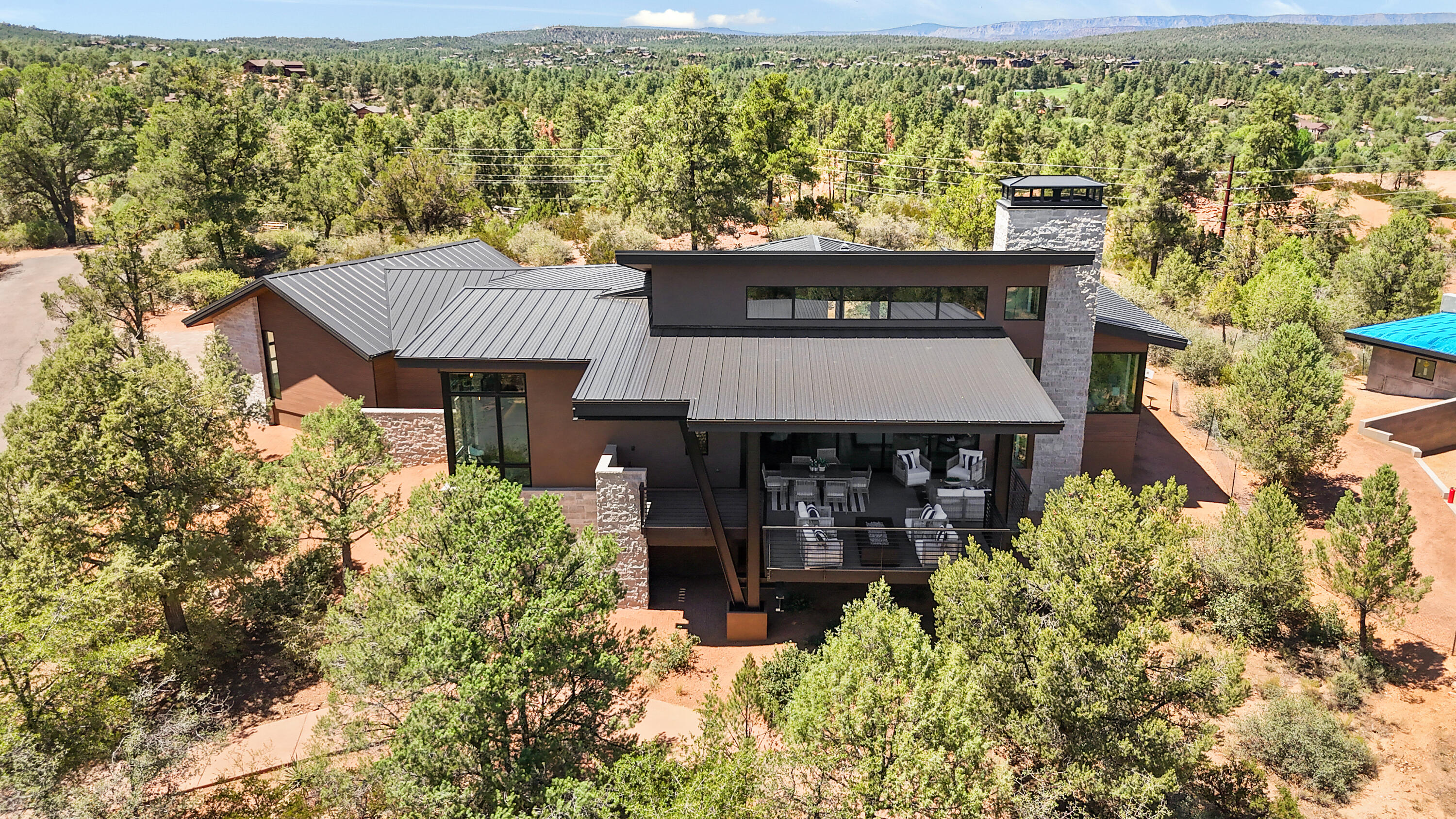 106 South Rim Club Drive Payson, AZ 85541 - Photo 4 of 45 front view of a house with a small yard