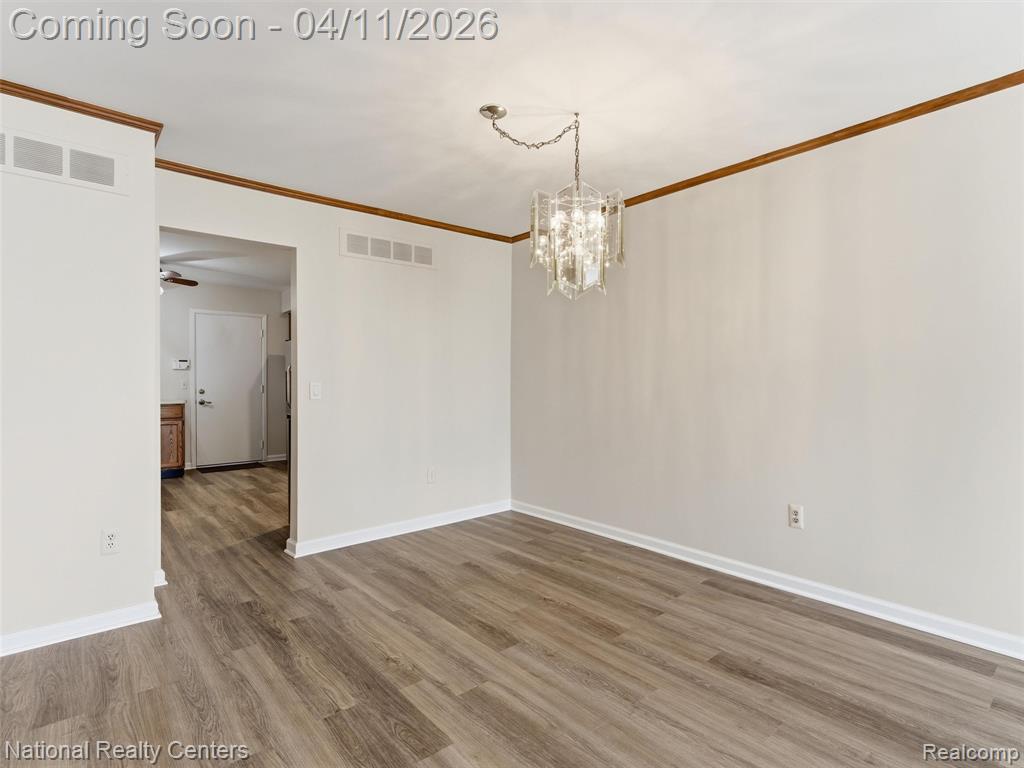 614 Tennyson Rochester, MI 48307 - Photo 15 of 41